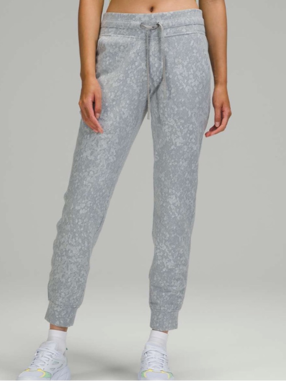 Lululemon Ready To Rulu Jogger - Sz 8 - Picture 1 of 5